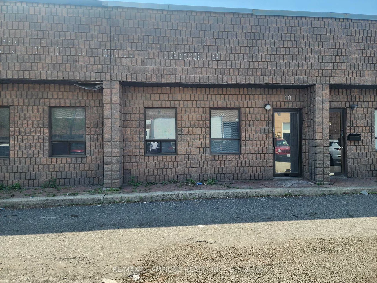 227, Advance, Steeles Industrial, Brampton