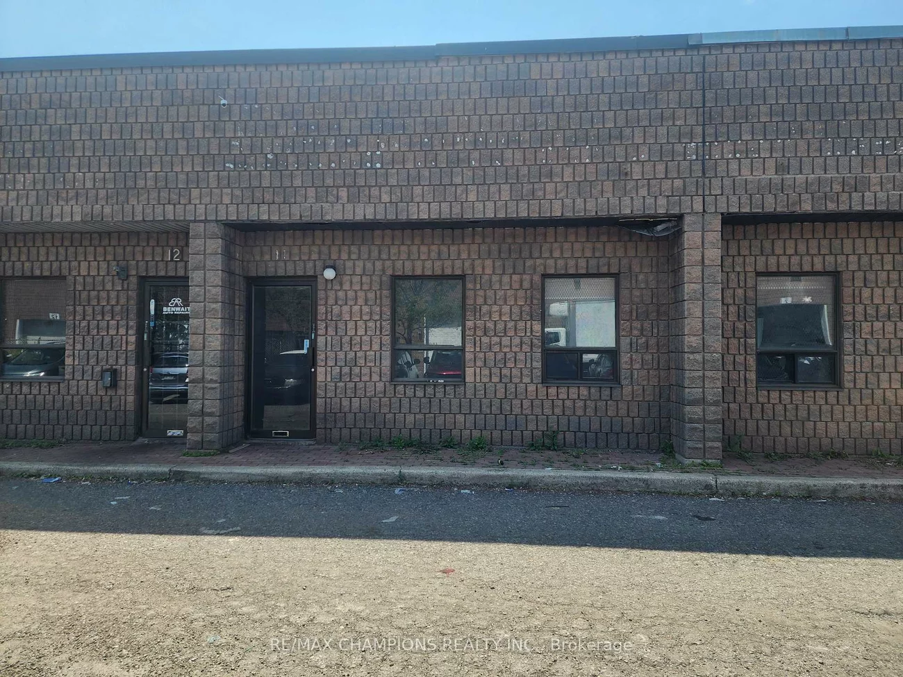 227, Advance, Steeles Industrial, Brampton