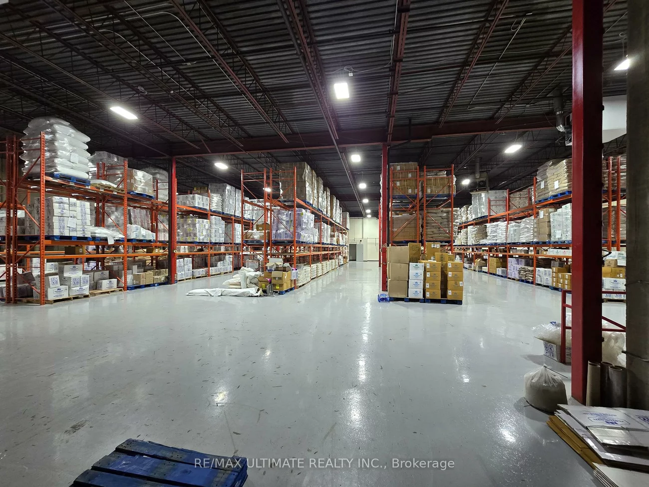386, Deerhurst, Gore Industrial South, Brampton