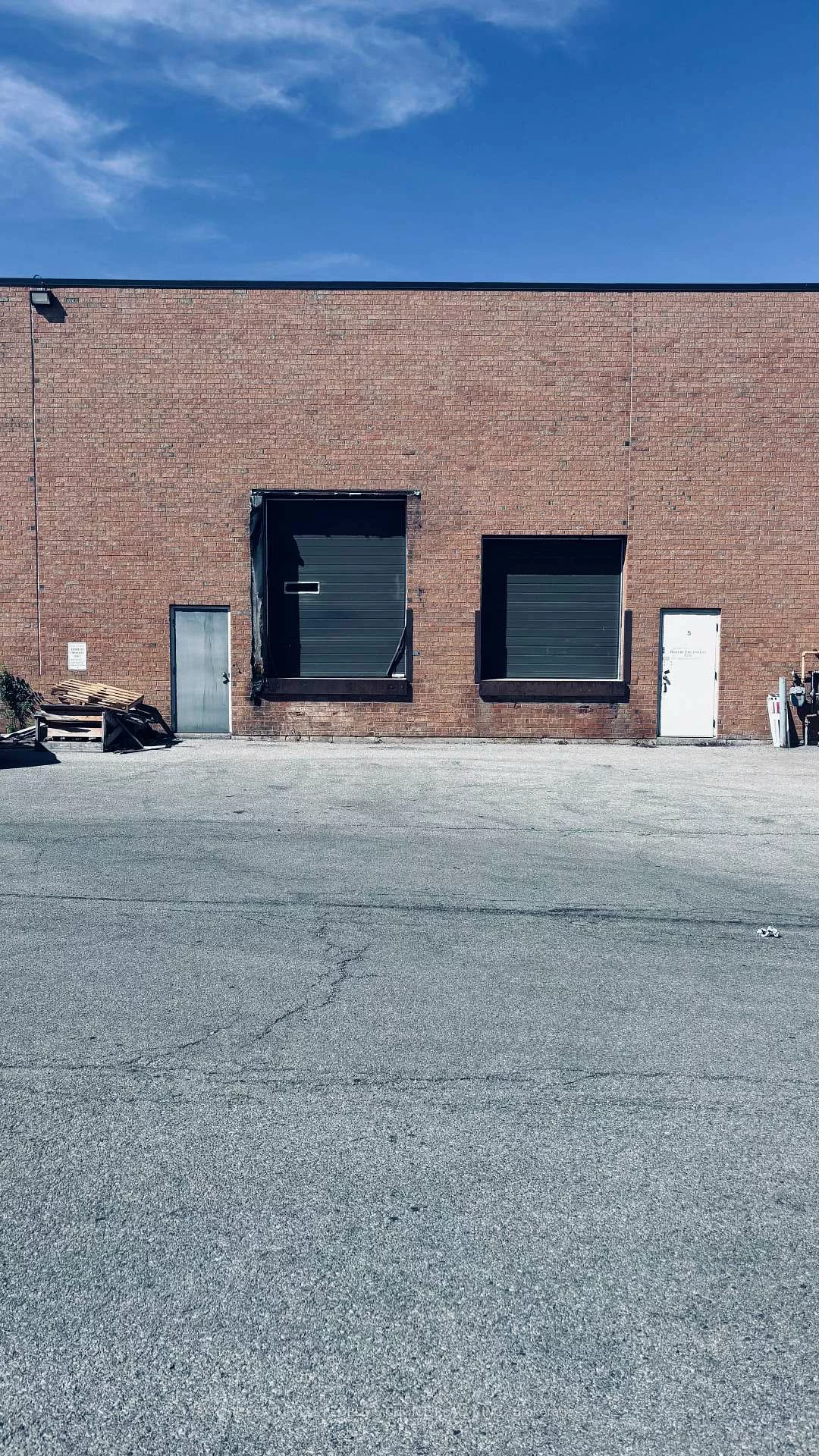 18, Automatic, Gore Industrial North, Brampton