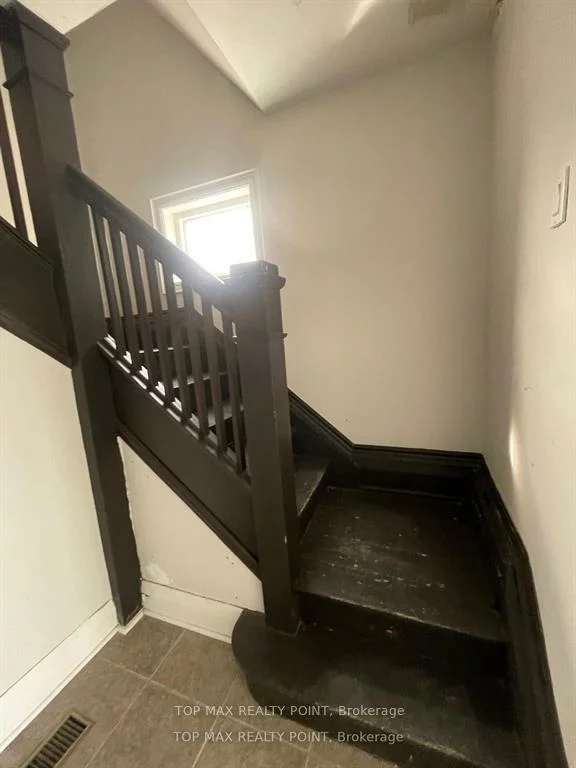 157, Queen, Downtown Brampton, Brampton
