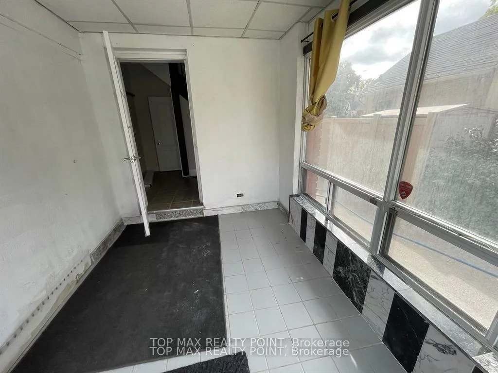 157, Queen, Downtown Brampton, Brampton