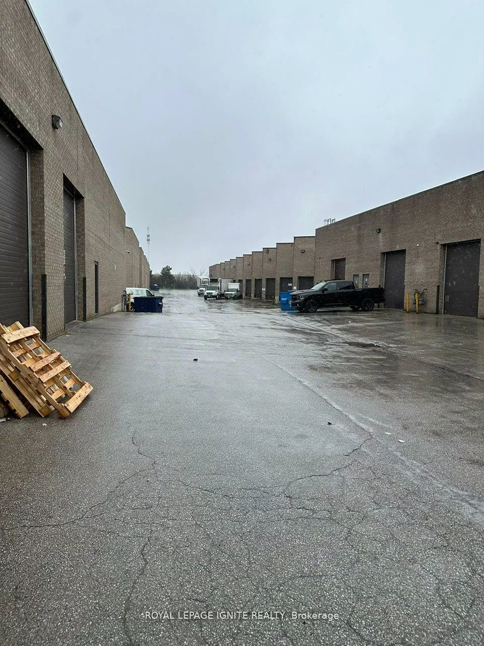 15, Kenview, Parkway Belt Industrial Area, Brampton