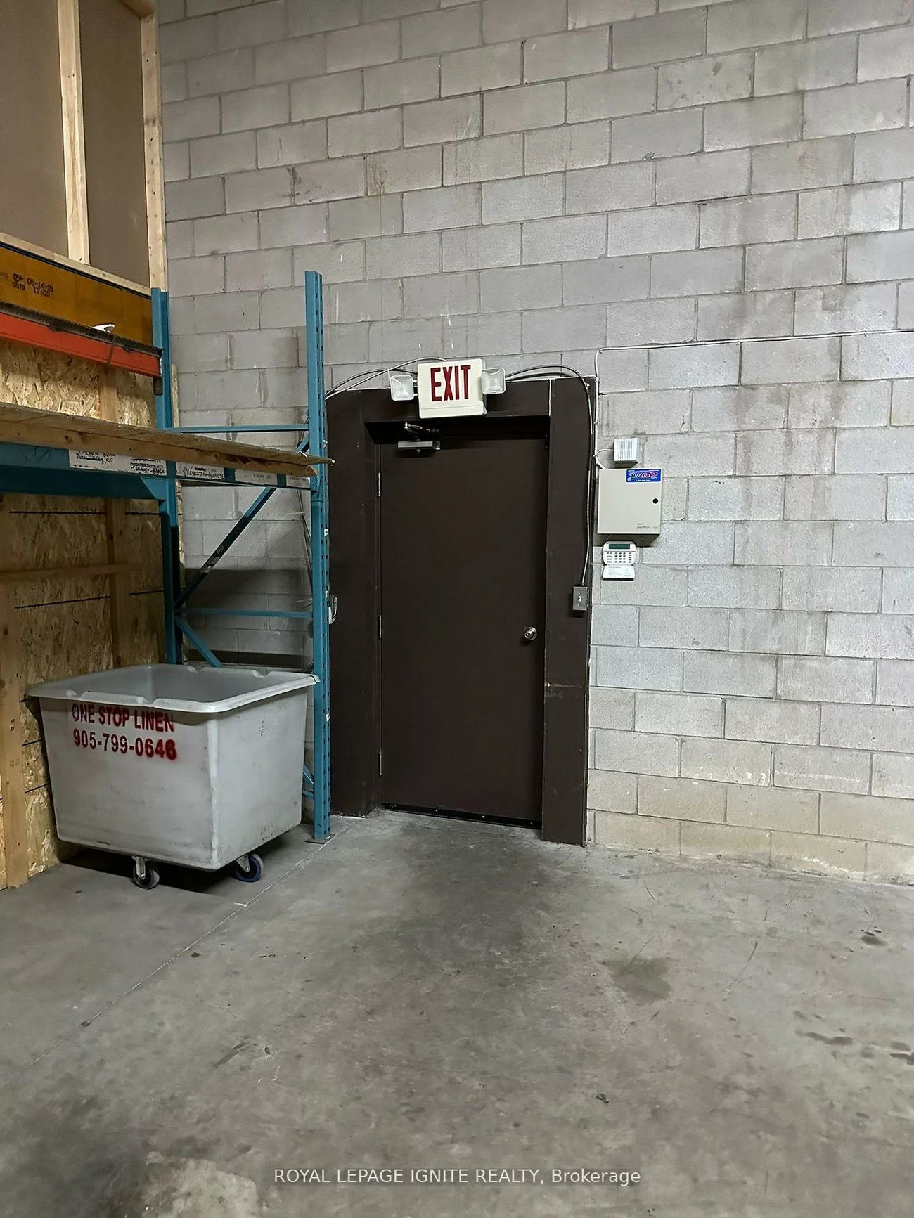15, Kenview, Parkway Belt Industrial Area, Brampton