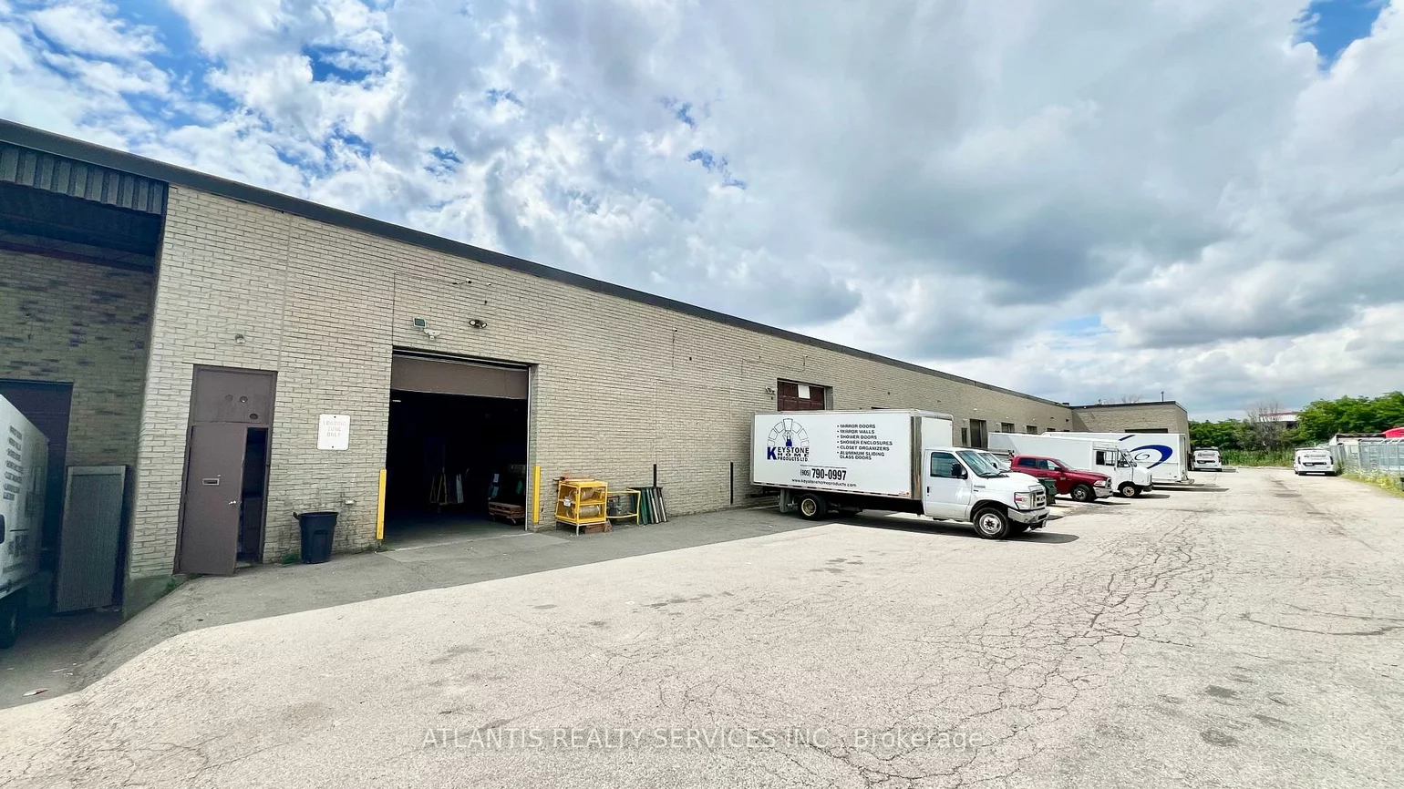 1730, Steeles, Avondale, Brampton