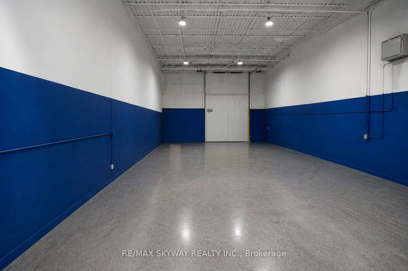 2070, Steeles, Southgate, Brampton