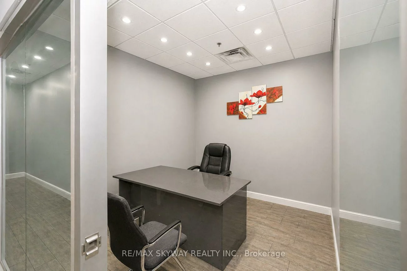 2070, Steeles, Southgate, Brampton