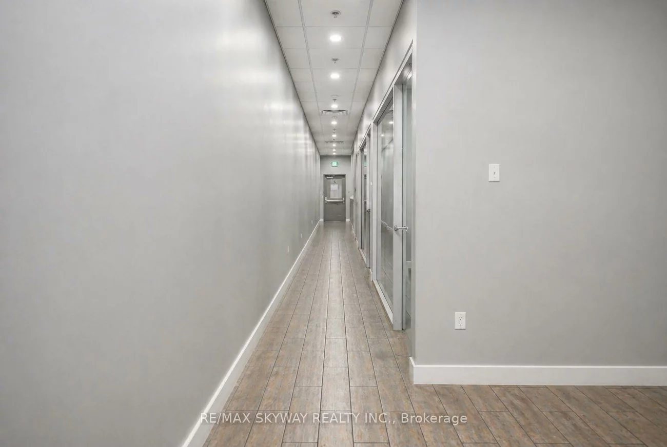 2070, Steeles, Southgate, Brampton