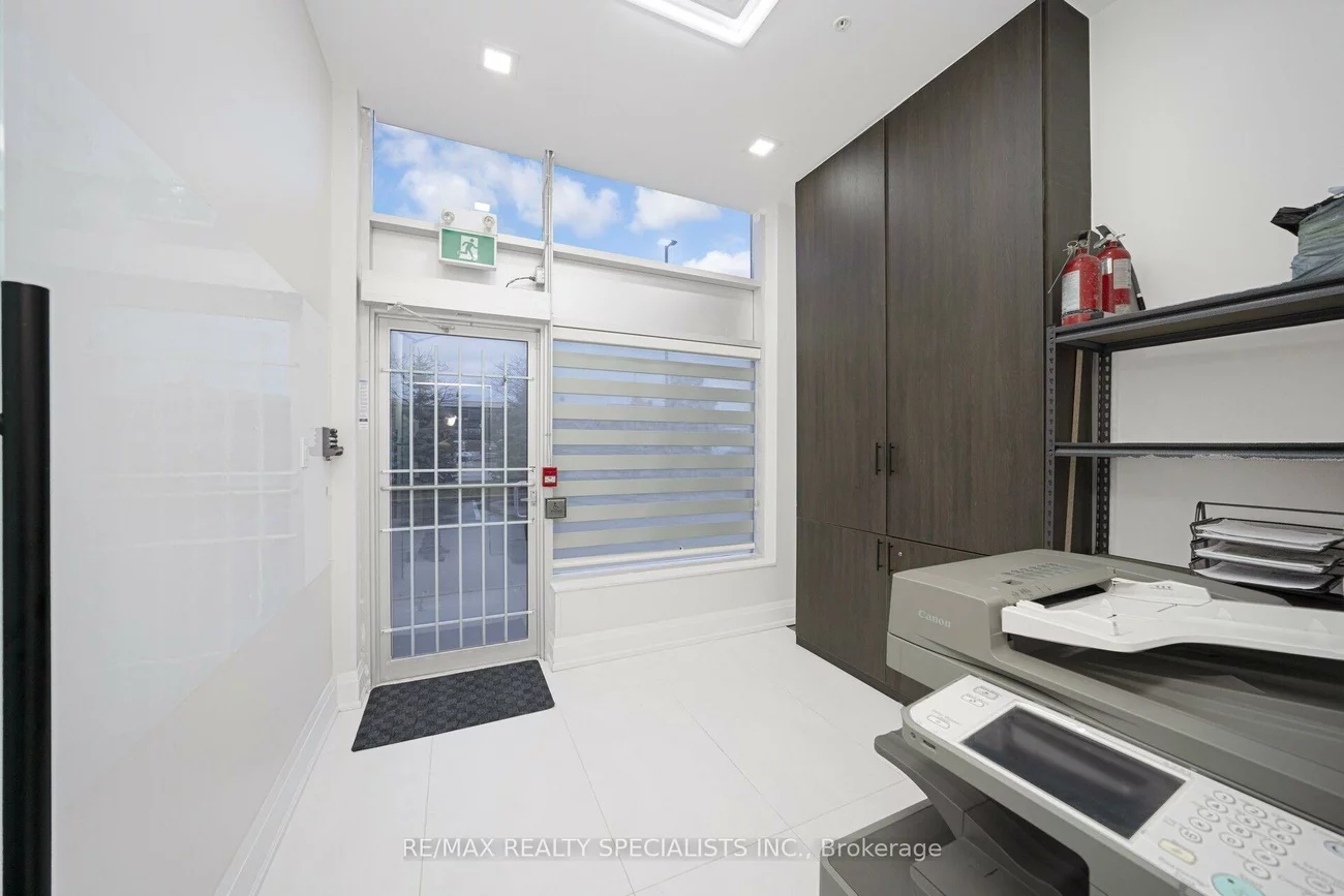 20, MARITIME ONTARIO, Airport Road/ Highway 7 Business Centre, Brampton