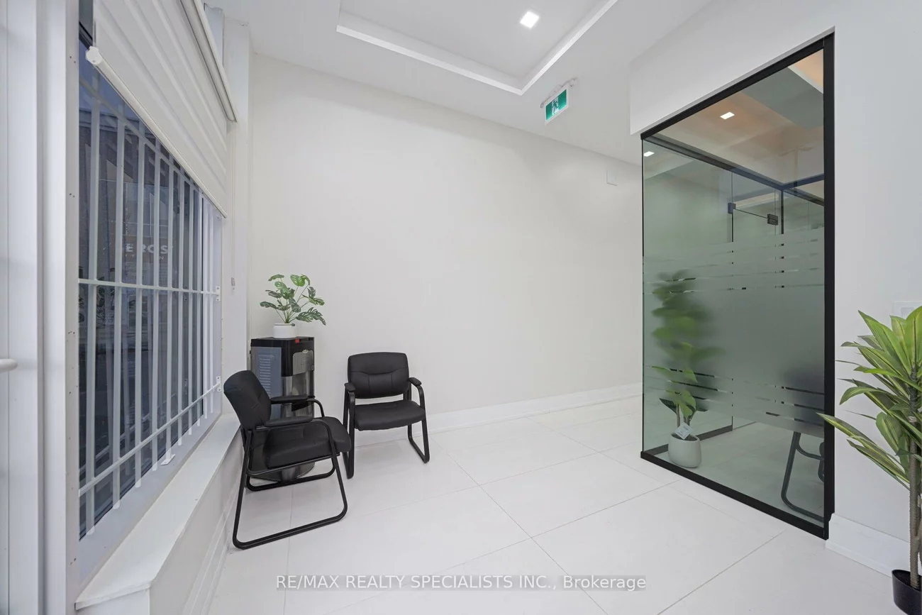 20, MARITIME ONTARIO, Airport Road/ Highway 7 Business Centre, Brampton