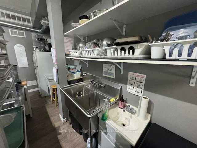 43, Queen, Downtown Brampton, Brampton