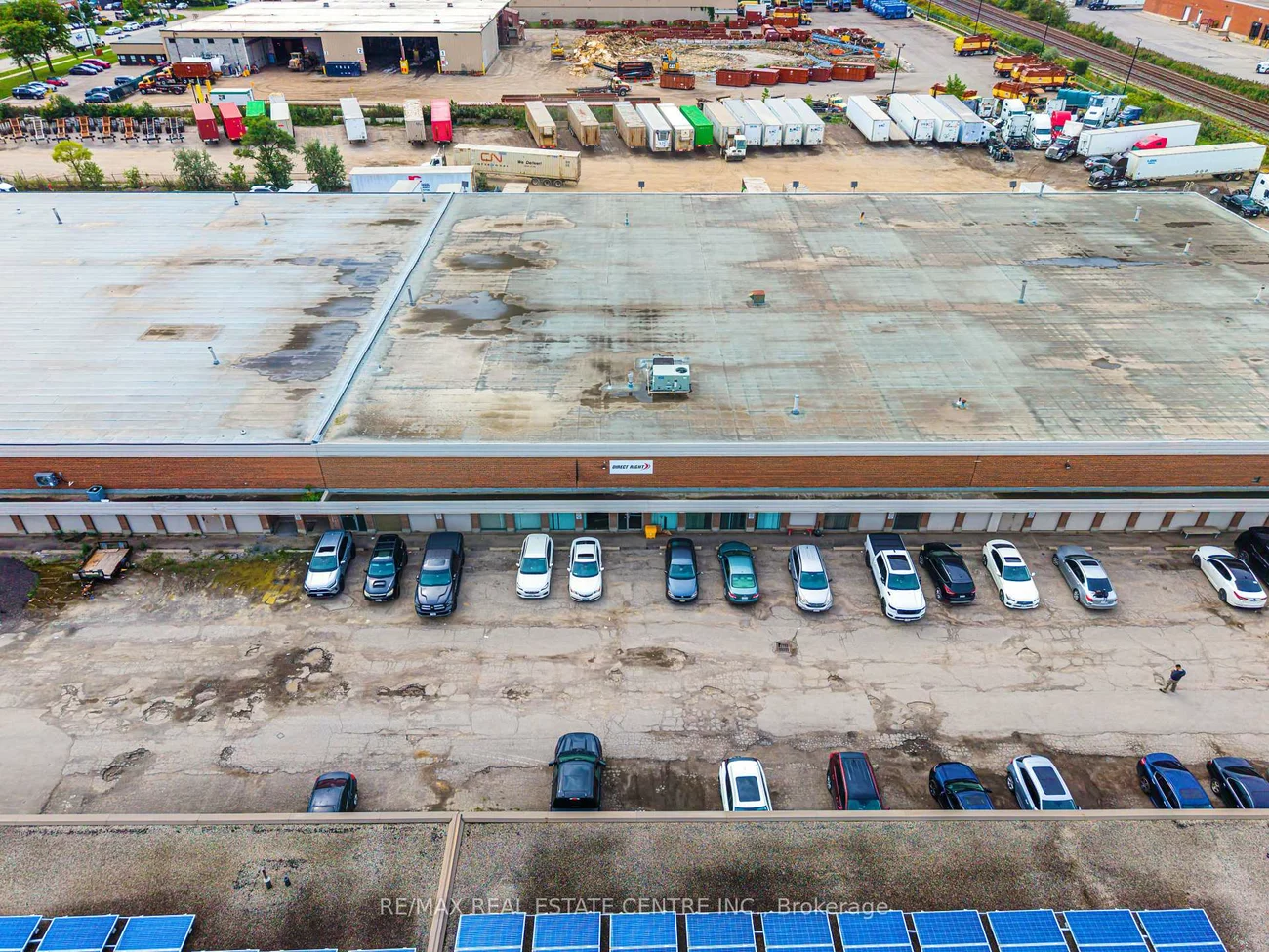 396, Clarence, Brampton East Industrial, Brampton
