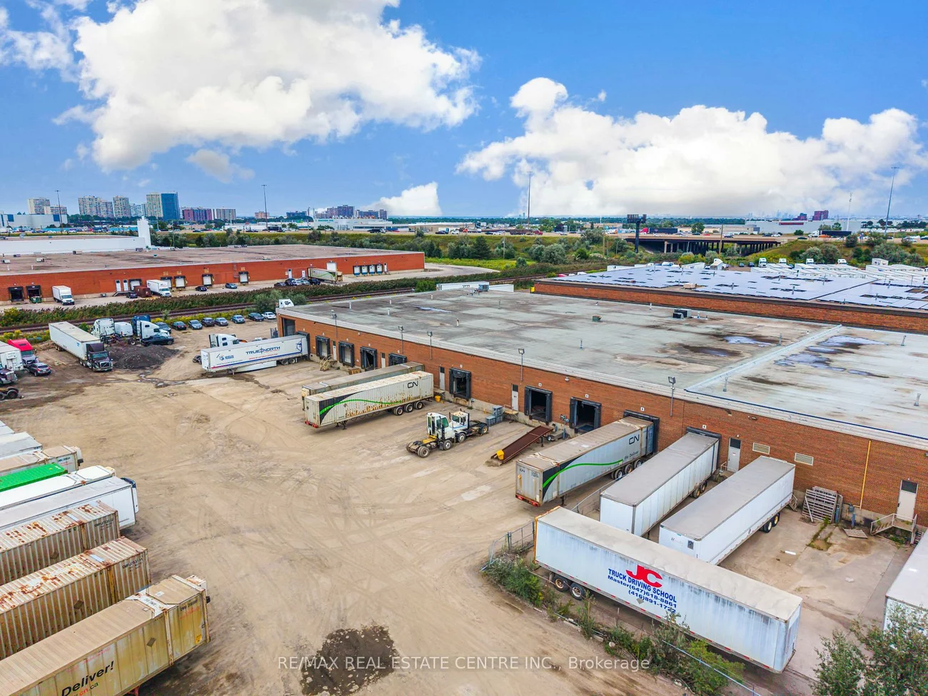 396, Clarence, Brampton East Industrial, Brampton