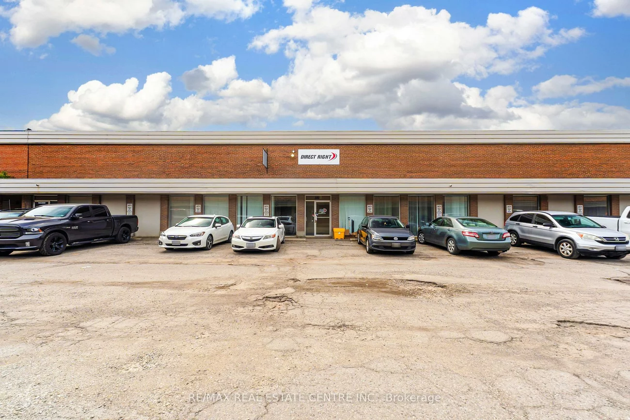 396, Clarence, Brampton East Industrial, Brampton