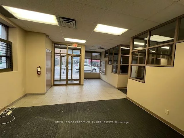 32, Queen, Downtown Brampton, Brampton