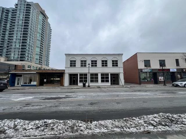32, Queen, Downtown Brampton, Brampton