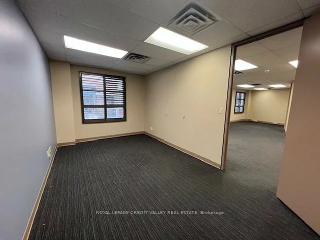 32, Queen, Downtown Brampton, Brampton