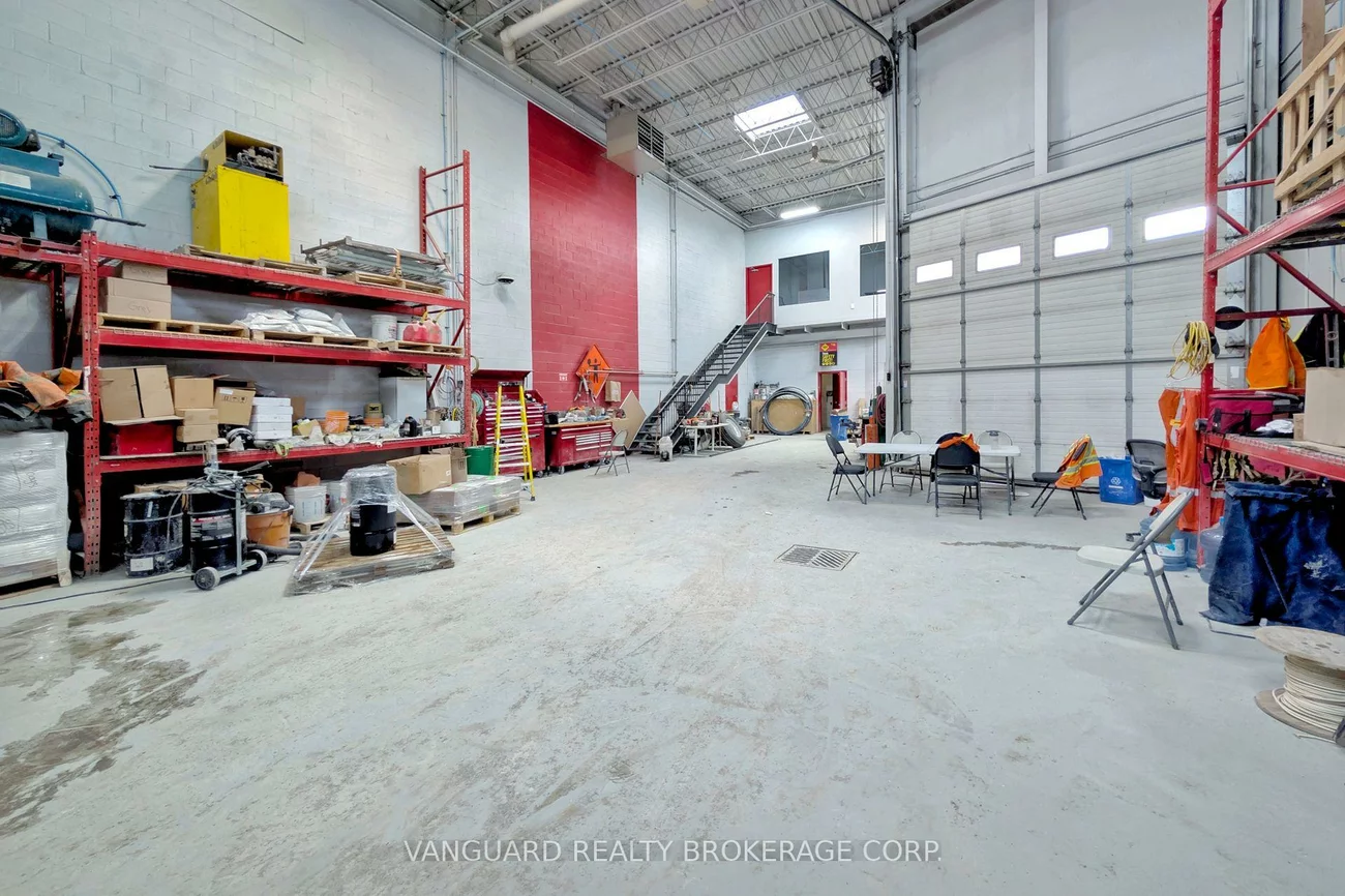 8, Cadetta, Highway 427, Brampton