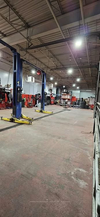 370, Main, Downtown Brampton, Brampton