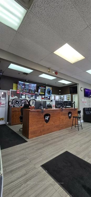 370, Main, Downtown Brampton, Brampton