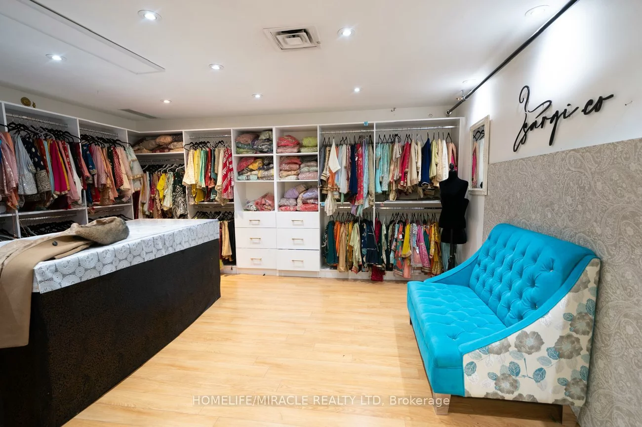 13, Edvac, Gore Industrial North, Brampton