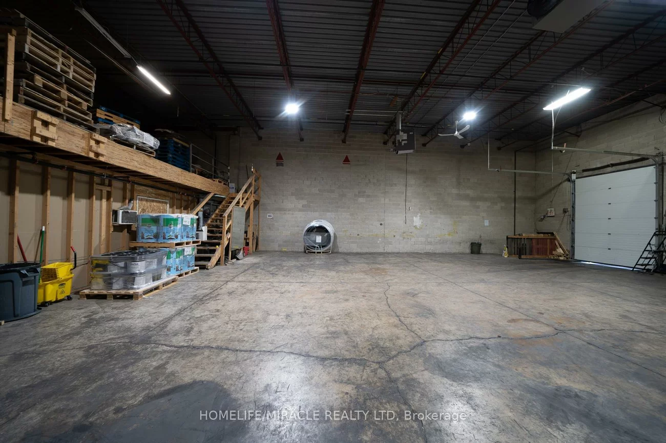 13, Edvac, Gore Industrial North, Brampton