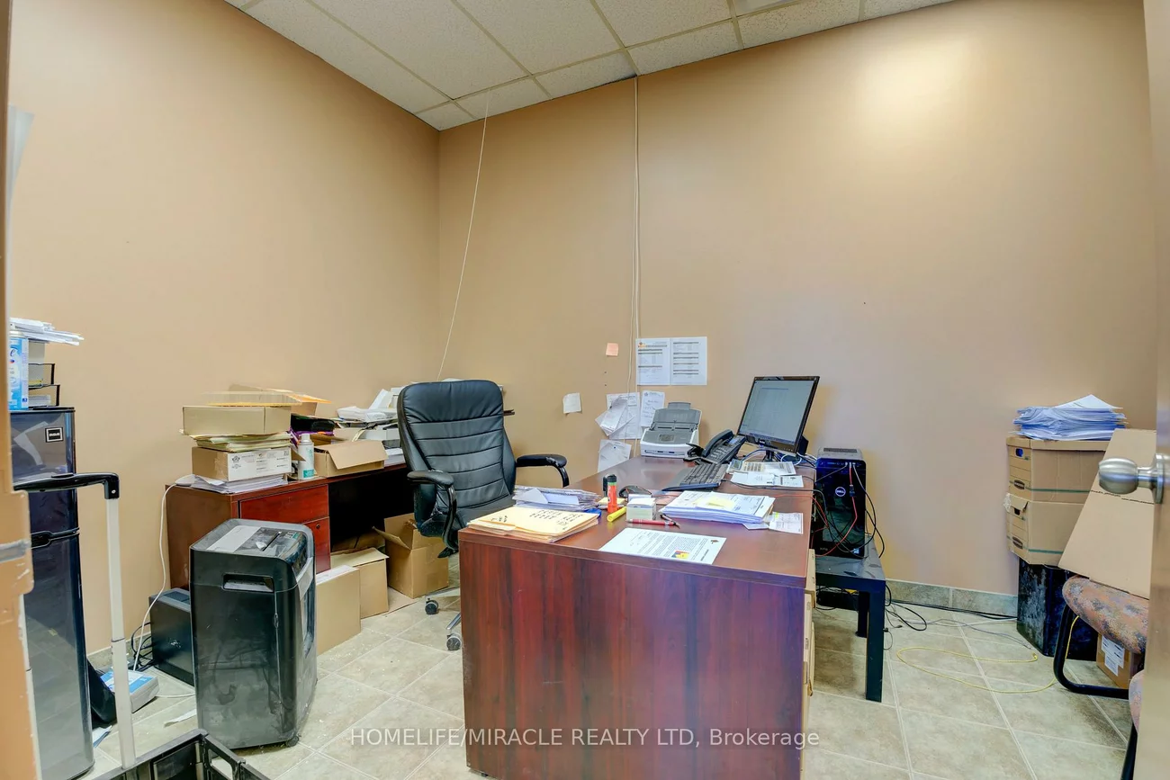 173, Advance, Steeles Industrial, Brampton