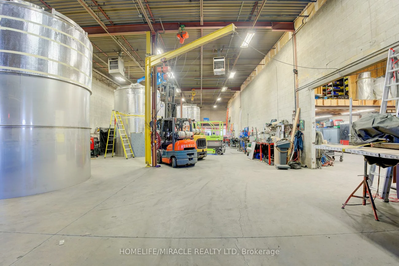 175, Advance, Steeles Industrial, Brampton
