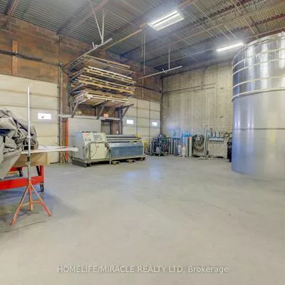 175, Advance, Steeles Industrial, Brampton