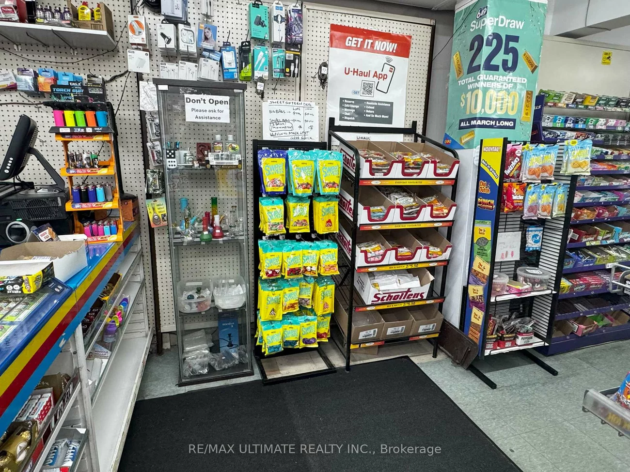 88, Elliott, Downtown Brampton, Brampton
