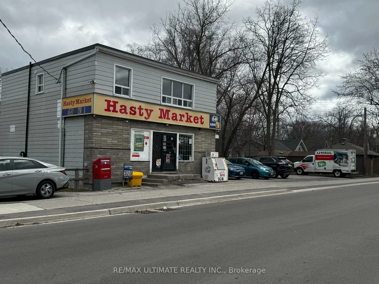 88, Elliott, Downtown Brampton, Brampton
