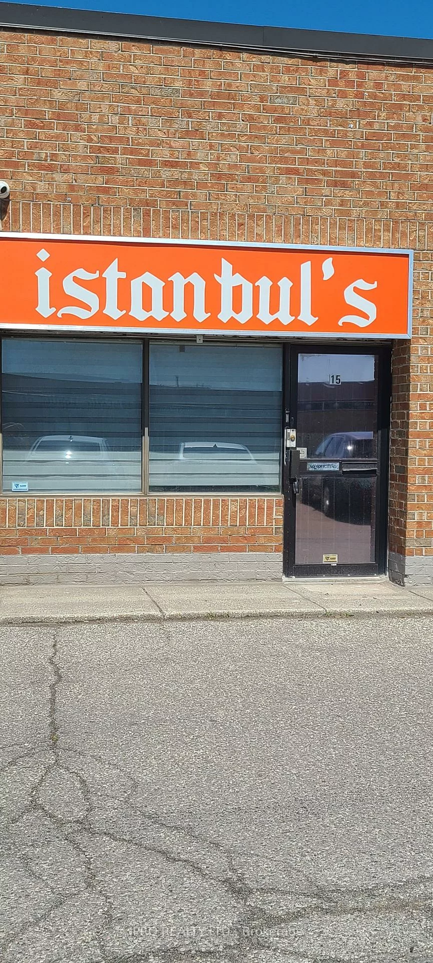 8, Strathearn, Steeles Industrial, Brampton