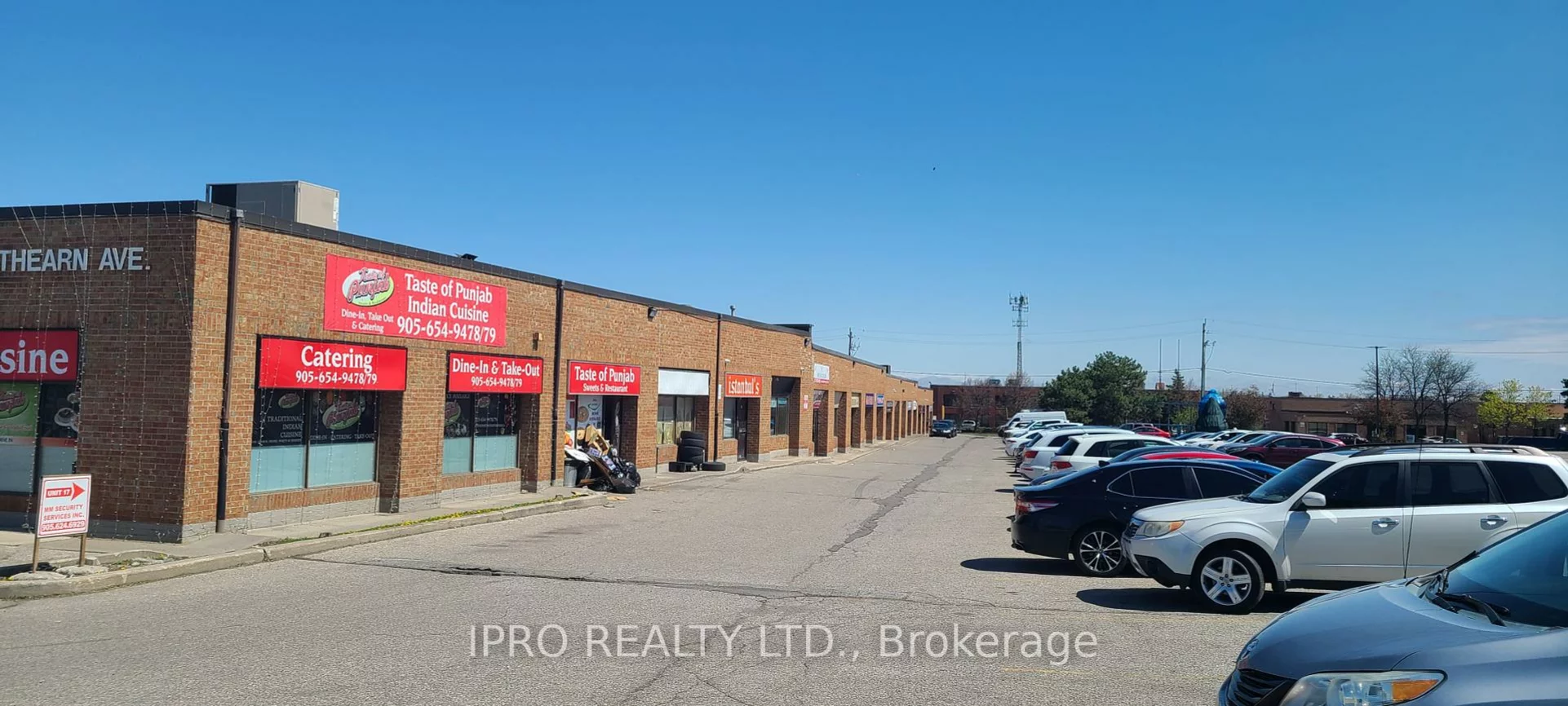 8, Strathearn, Steeles Industrial, Brampton