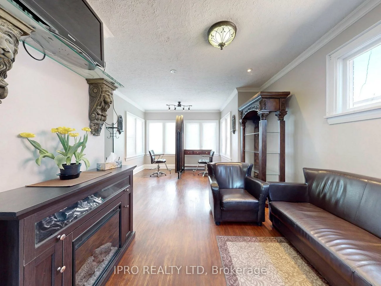 219, Queen, Downtown Brampton, Brampton