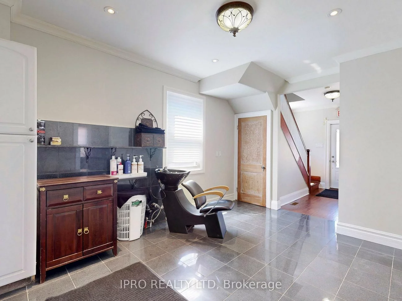 219, Queen, Downtown Brampton, Brampton