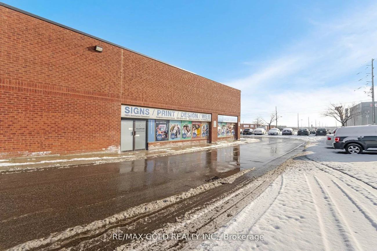2074, Steeles, Southgate, Brampton