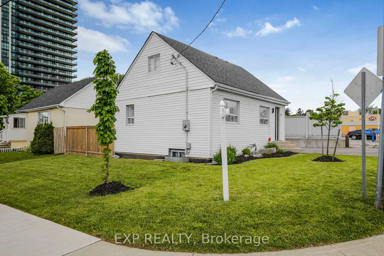 15, Centre, Queen Street Corridor, Brampton