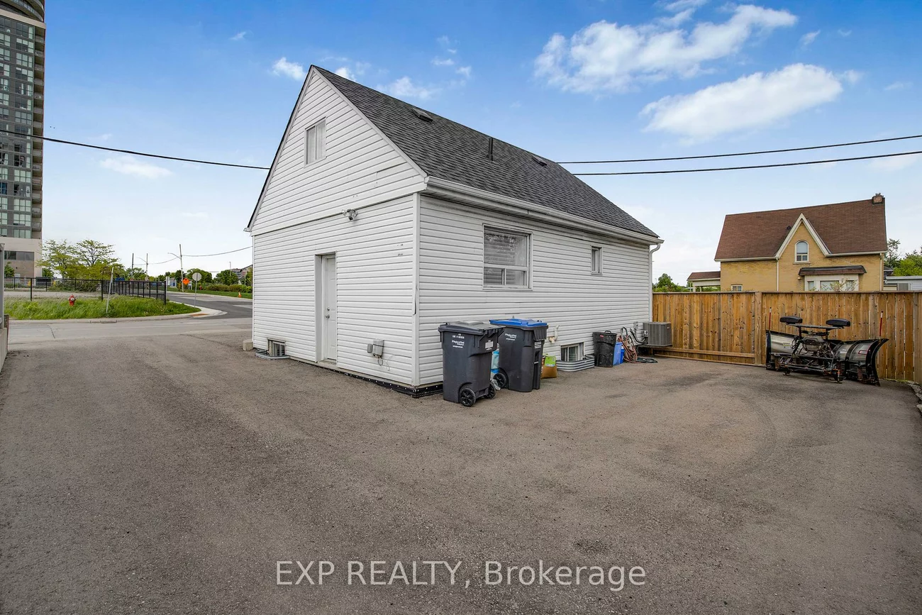 15, Centre, Queen Street Corridor, Brampton