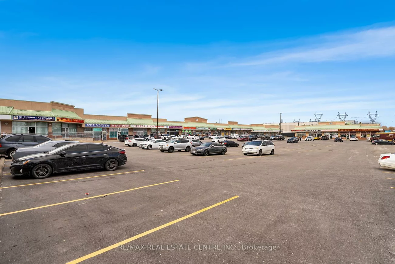 341, Parkhurst, Parkway Belt Industrial Area, Brampton