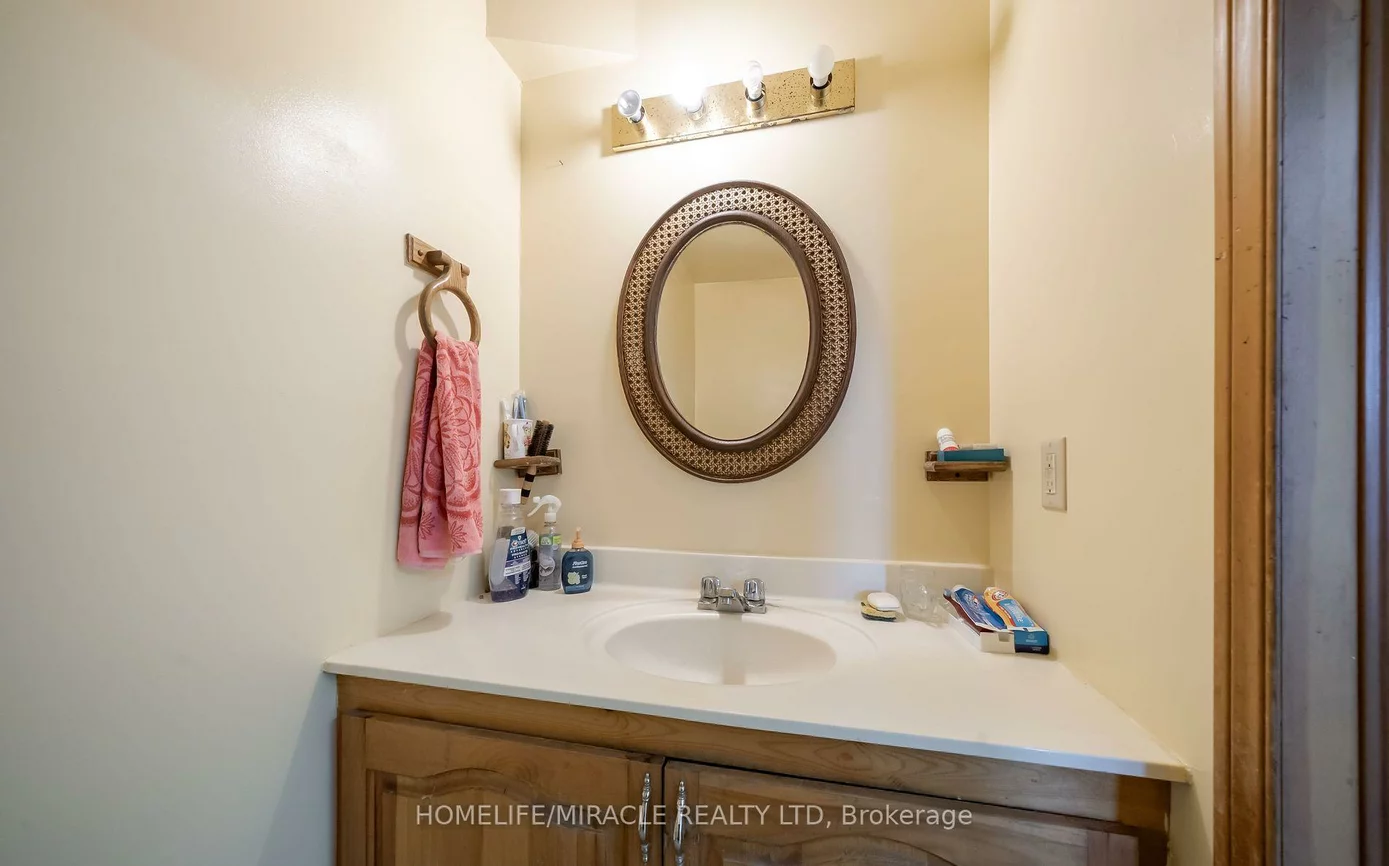 18, Regan, Northwest Sandalwood Parkway, Brampton