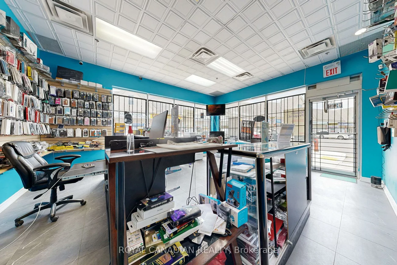 2955, Sandalwood, Sandringham-Wellington, Brampton