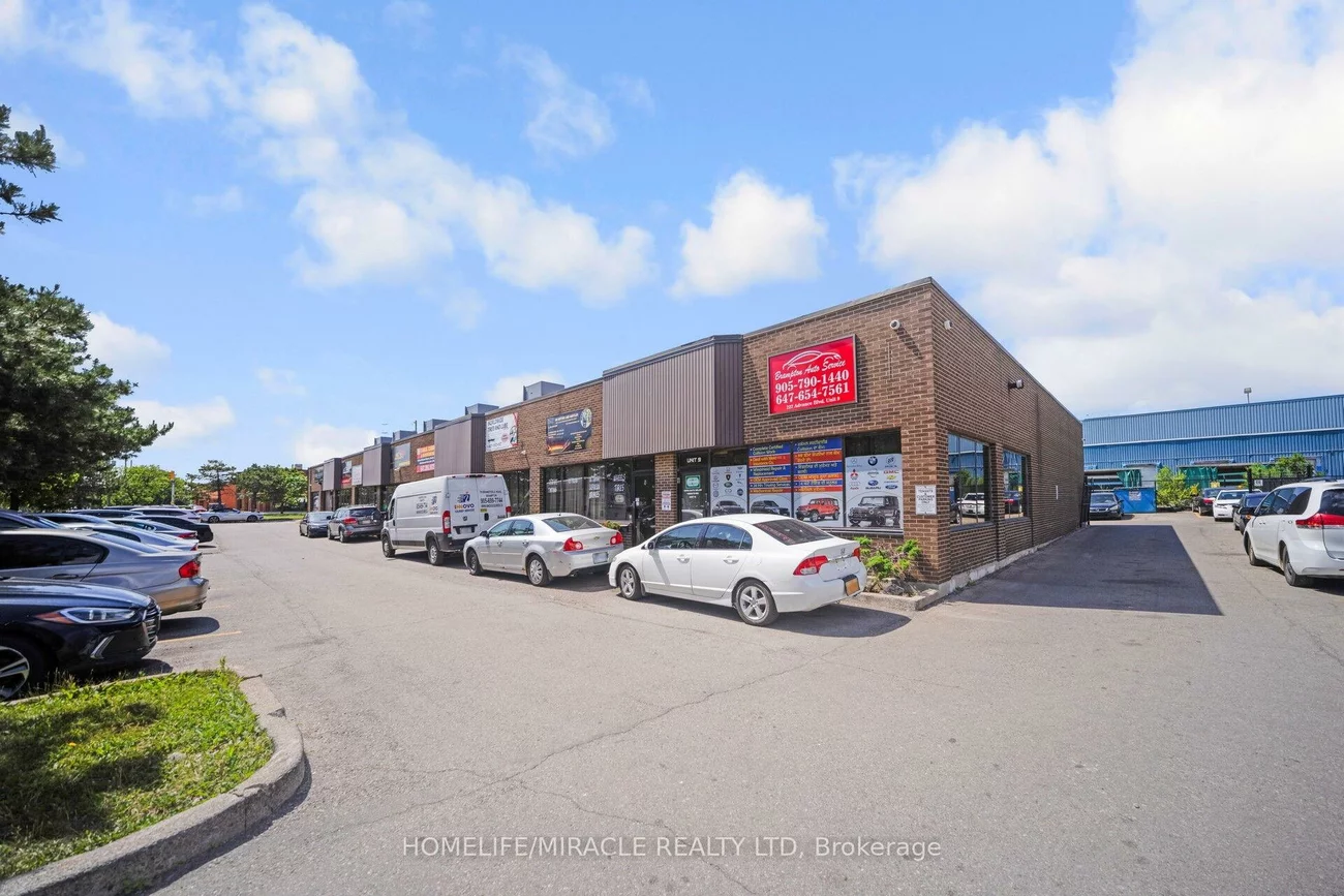 222, Advance, Steeles Industrial, Brampton