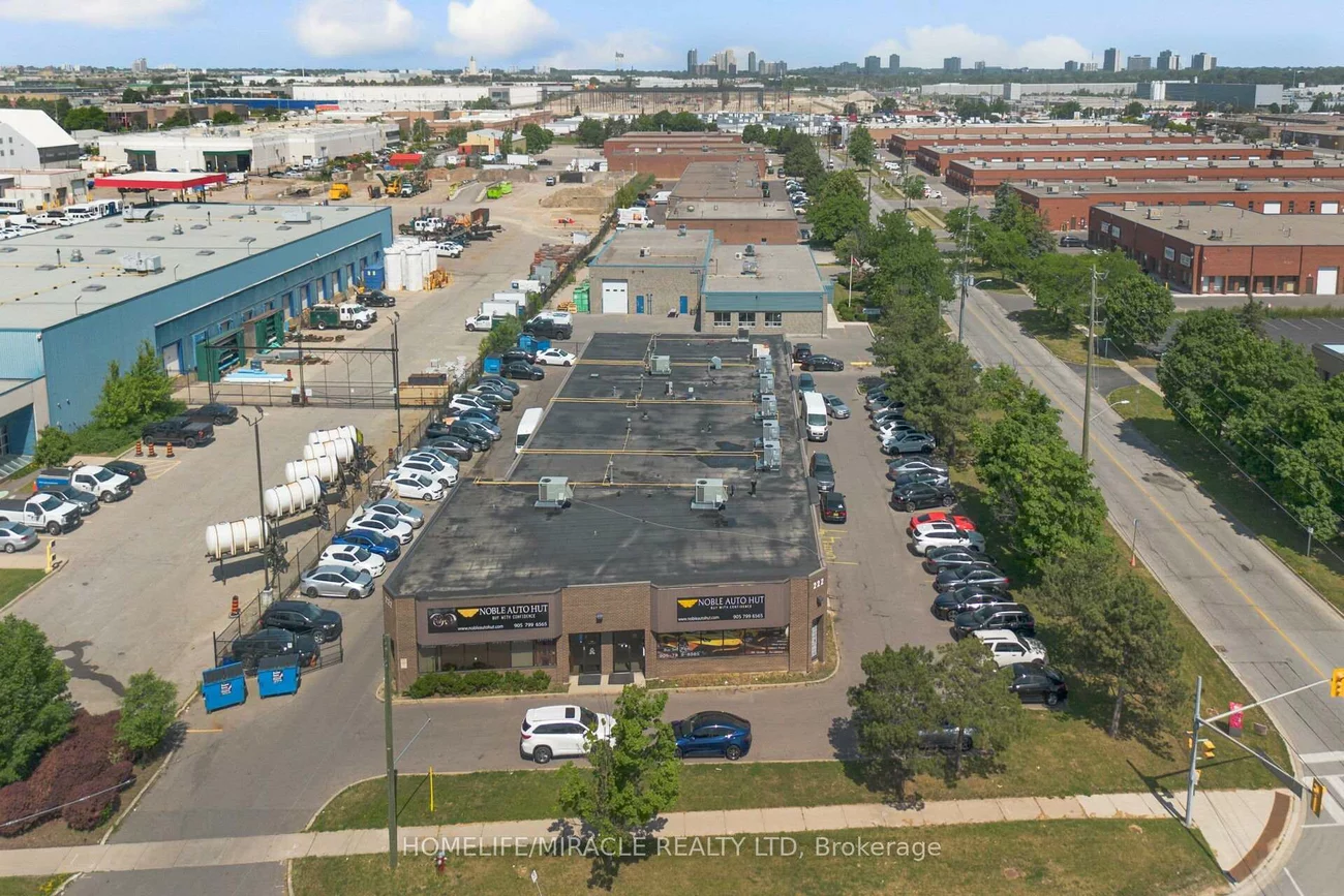 222, Advance, Steeles Industrial, Brampton