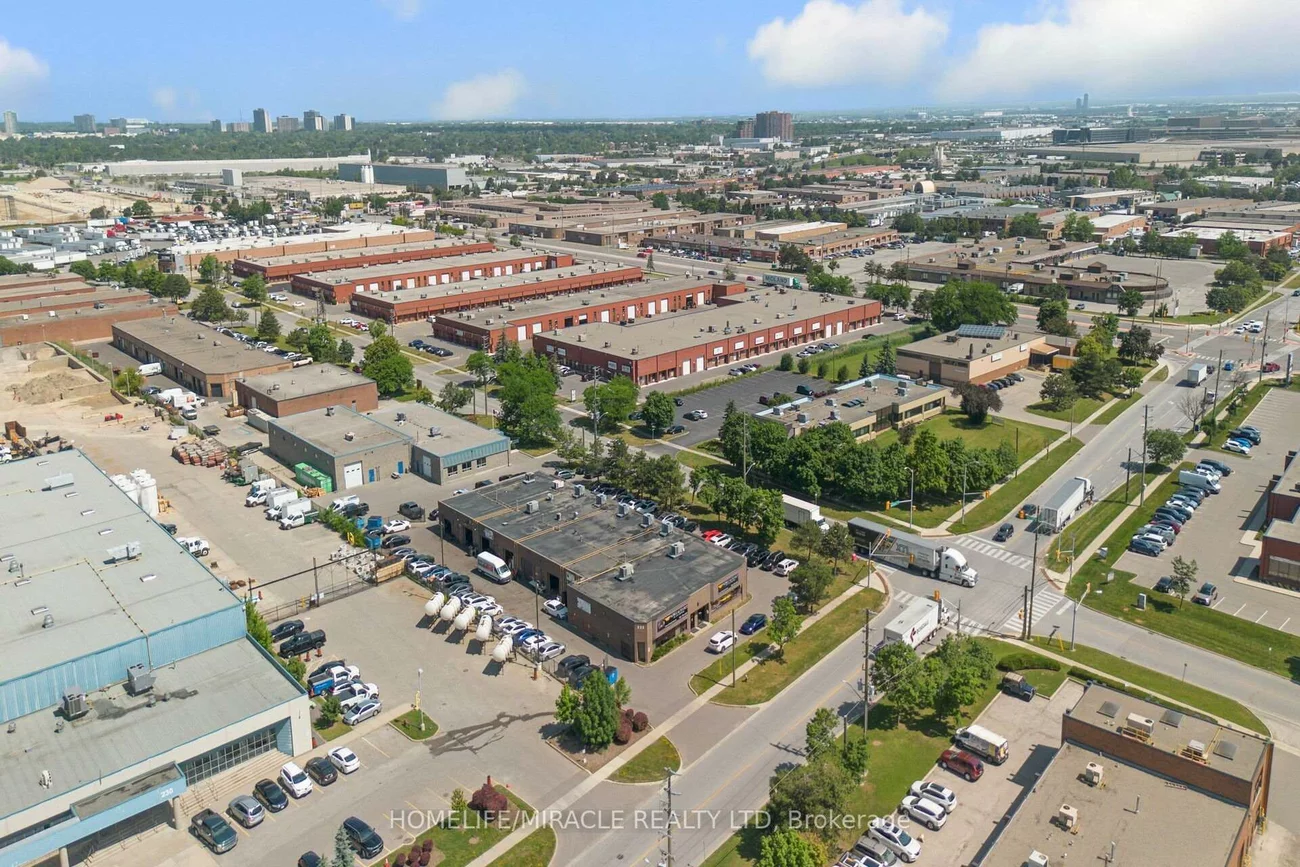 222, Advance, Steeles Industrial, Brampton