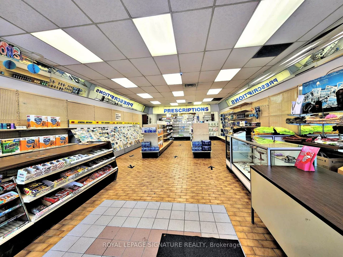 332, Main, Downtown Brampton, Brampton
