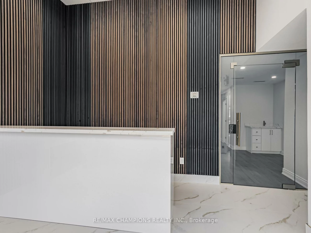 2565, Steeles, Steeles Industrial, Brampton