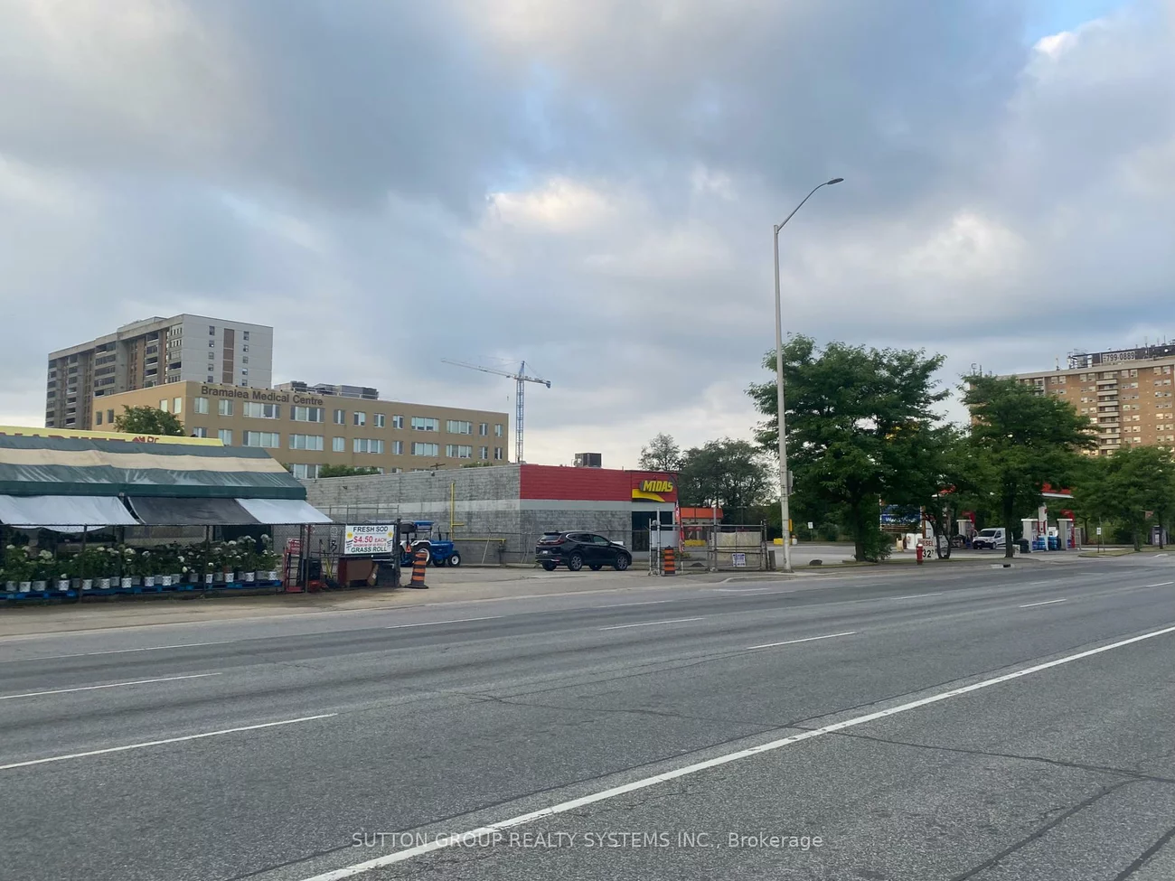 1729, Queen, Queen Street Corridor, Brampton