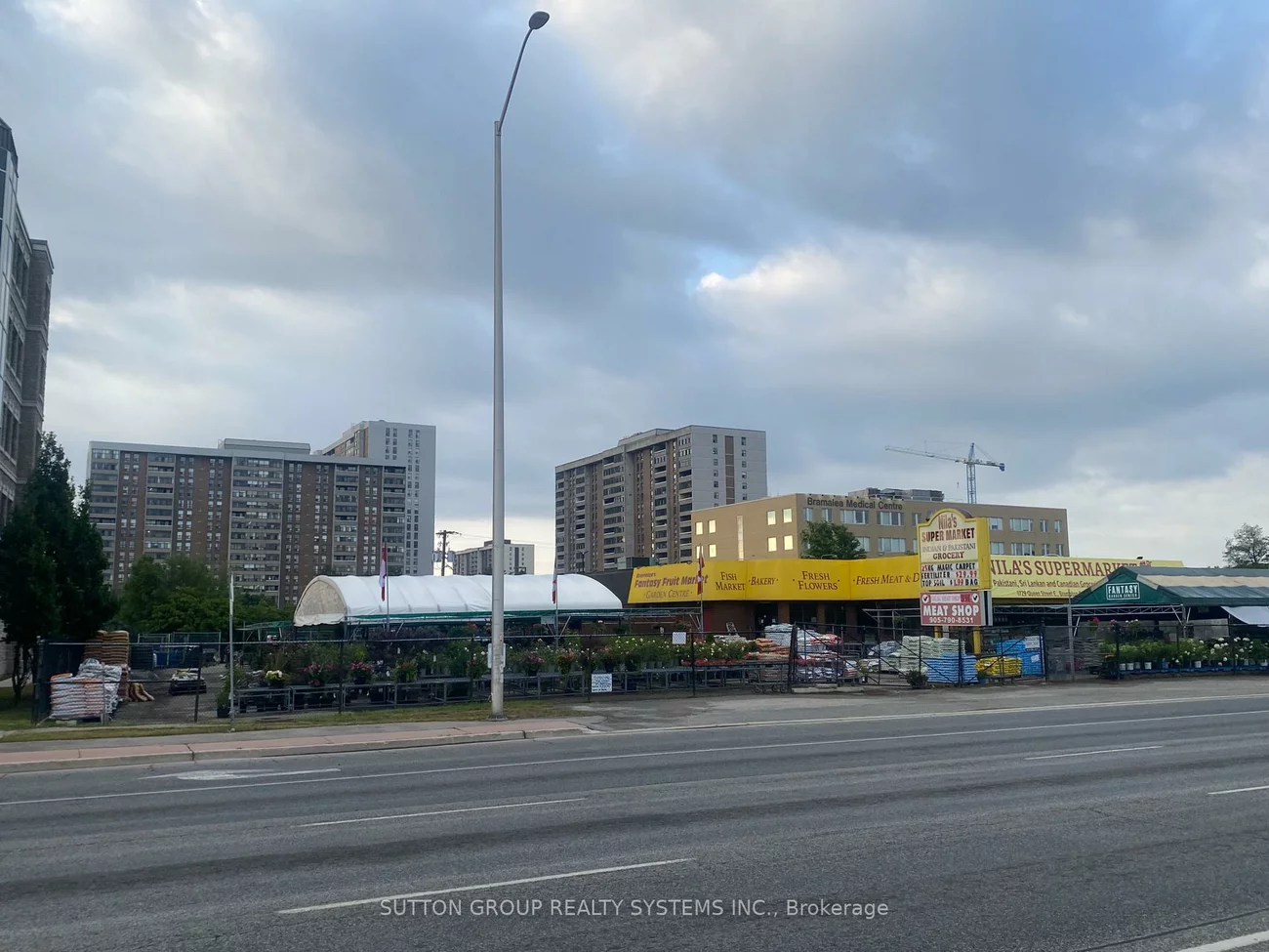 1729, Queen, Queen Street Corridor, Brampton