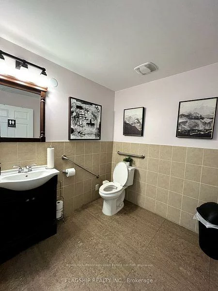 341, Parkhurst, Parkway Belt Industrial Area, Brampton