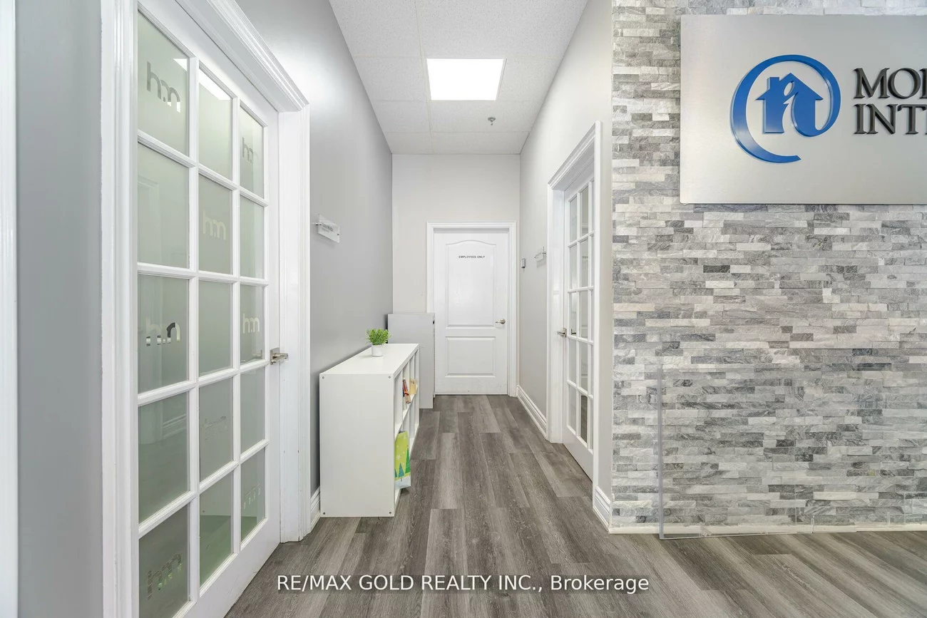 2074, Steeles, Southgate, Brampton